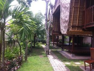 Lotus Garden Huts Lembongan